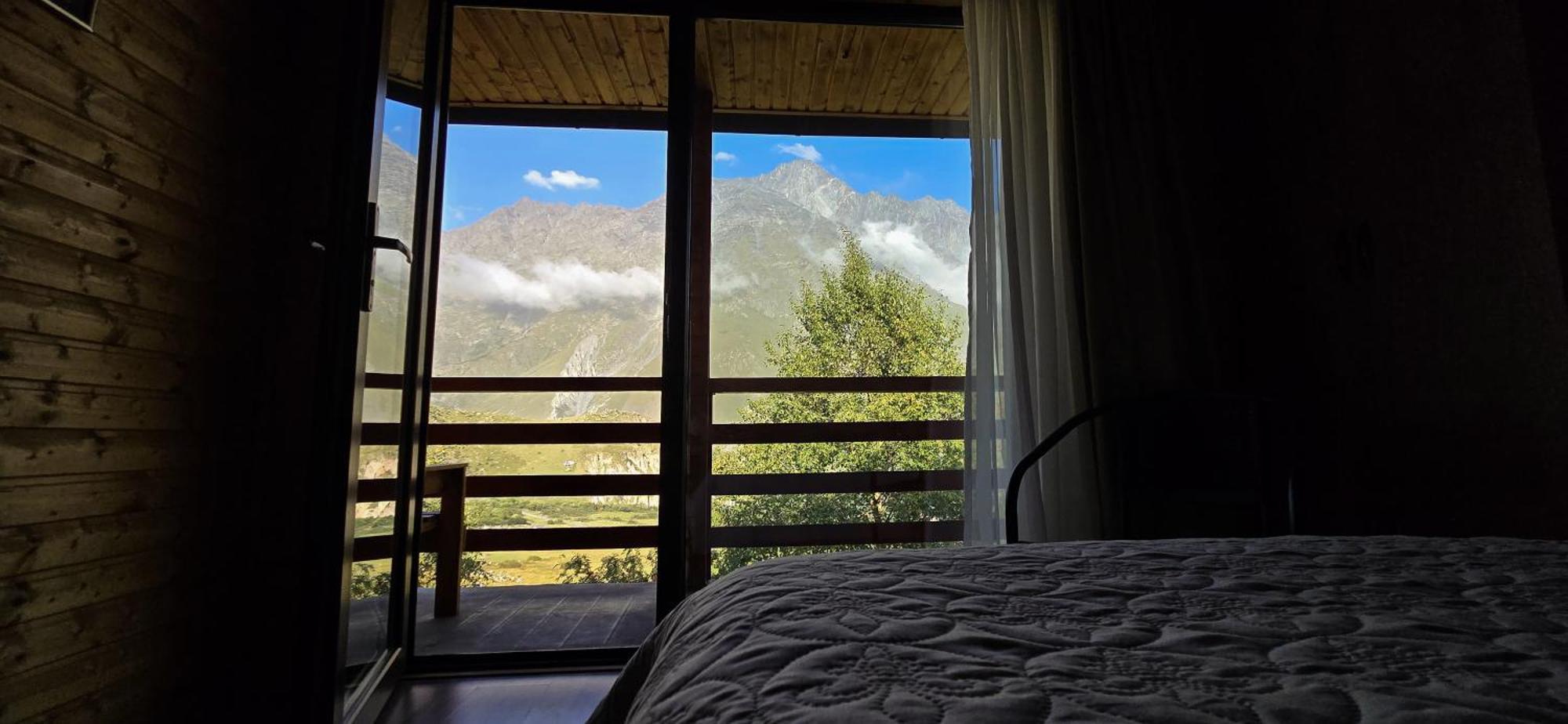 My Space Kazbegi מראה חיצוני תמונה